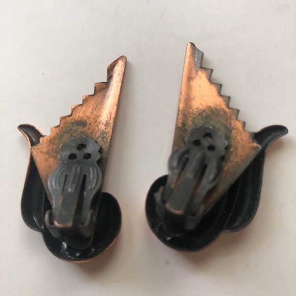 Elegant Copper Winged Jewelry Set - Picture 7 of 13